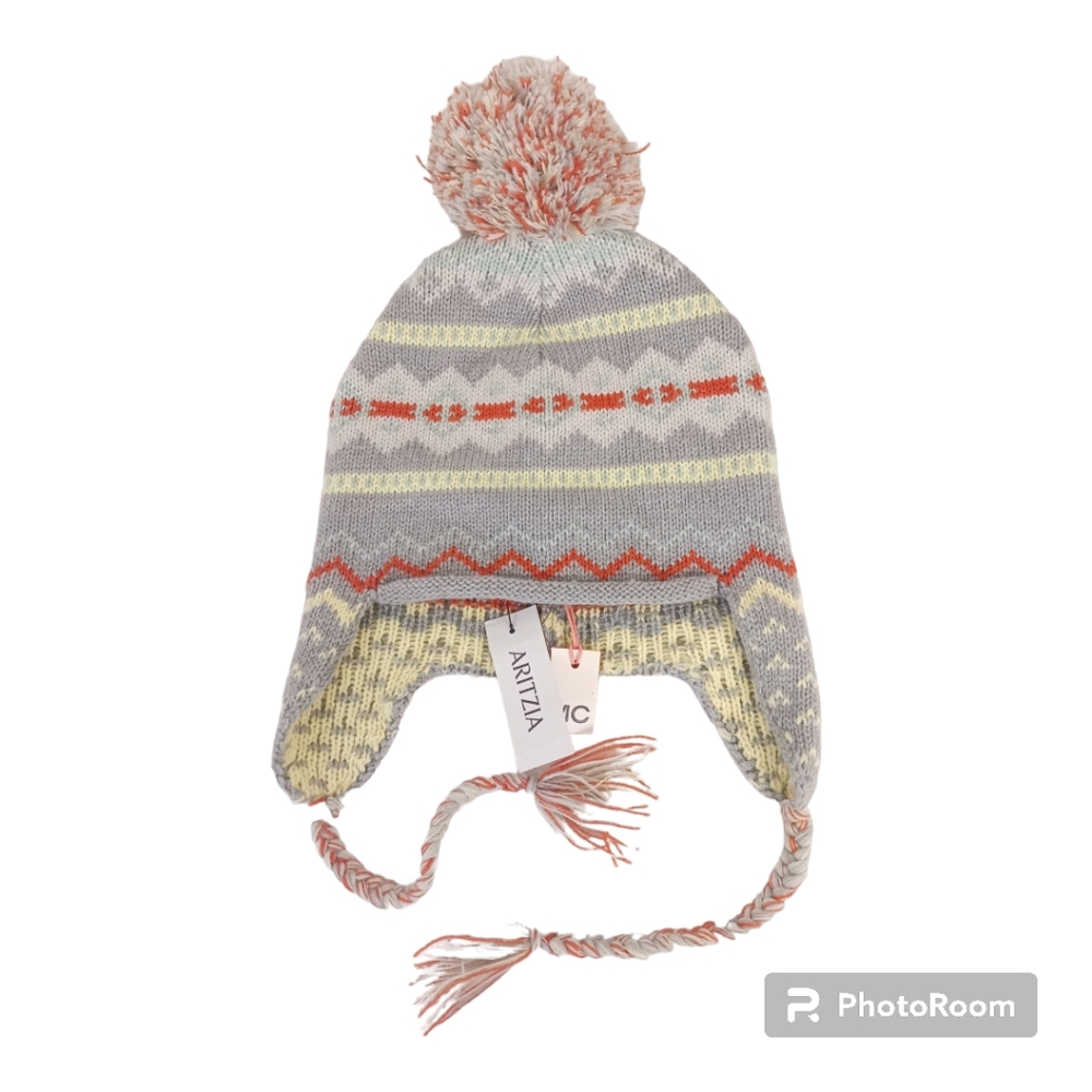 Aritzia cute toque beanie knit hat